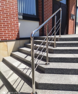 Balustrady nierdzewne